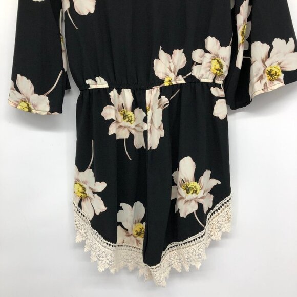 Lord & Taylor Design Lab Black & White Floral Lace trim Romper size S - Picture 13 of 16